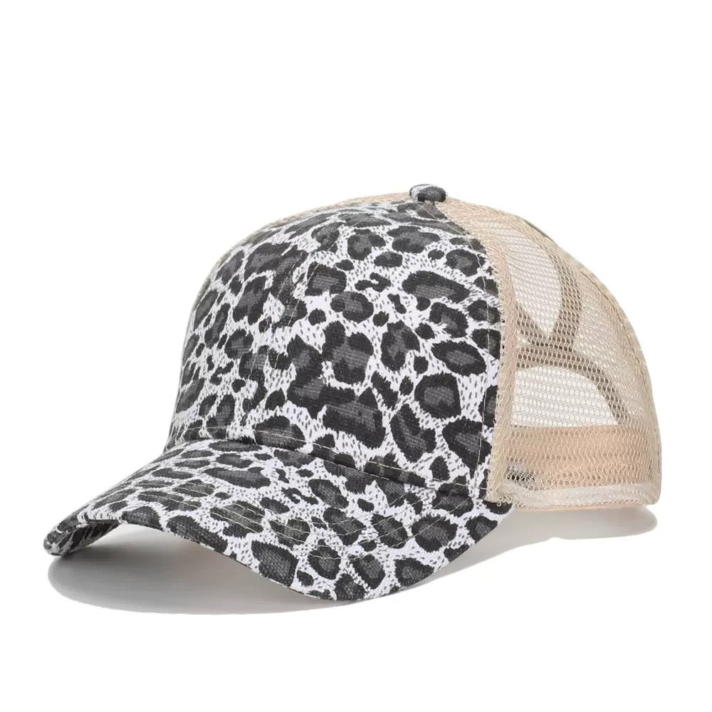 pony tail hat leopard style